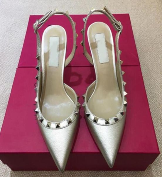 2020 ashion women pumps casual designer gold matt leather studded spikes slingback high heels sandals shoes4646474, Black
2020 ashion women pumps casual designer gold matt leather studded spikes slingback high heels sandals shoes4646474, Black