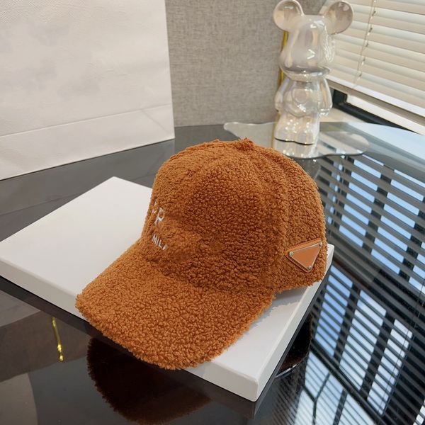 designer furry autumn/winter baseball caps classic style name brand design adjustable fashion pop 4 colours available, Blue;gray
designer furry autumn/winter baseball caps classic style name brand design adjustable fashion pop 4 colours available, Blue;gray