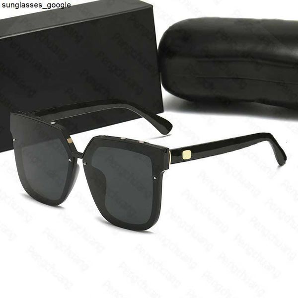 letters designer sunglasses for woman man luxury sunglasses polarized summer traveling sunproof adumbral fashion sun glasses, White;black
letters designer sunglasses for woman man luxury sunglasses polarized summer traveling sunproof adumbral fashion sun glasses, White;black