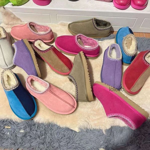 wool tazz ultra slipon ugglies slides sheepskin shearling slippers mules women men boots mini platform boot tasman shoes suede upper chestnu
wool tazz ultra slipon ugglies slides sheepskin shearling slippers mules women men boots mini platform boot tasman shoes suede upper chestnu