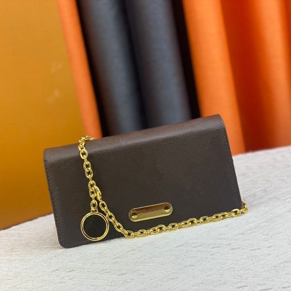 outdoor cross body fashion shoulder bag classic metal logo decoration mini chain bag with series code
outdoor cross body fashion shoulder bag classic metal logo decoration mini chain bag with series code