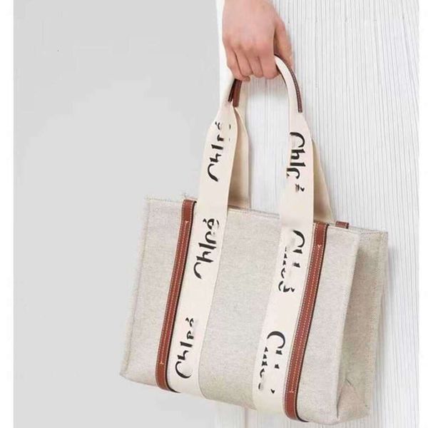 canvas women designer hands online outlet handbags handbag bags cloe the tote same large-capacity handbag type red of letter-printed shoppin
canvas women designer hands online outlet handbags handbag bags cloe the tote same large-capacity handbag type red of letter-printed shoppin