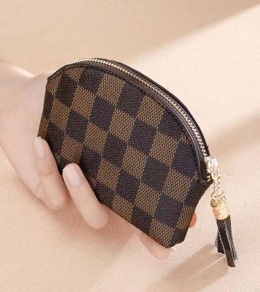 zipper new multicard slot short small coin purse ladies mini wallet trifold cartoon cow pattern women039s wallets card holder4201865, Red;black
zipper new multicard slot short small coin purse ladies mini wallet trifold cartoon cow pattern women039s wallets card holder4201865, Red;black