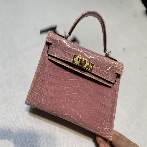 mini totes luxury bag 20c factory whole light purple color real shinny crocodile leather fully handmade wax thread usurally by2765
mini totes luxury bag 20c factory whole light purple color real shinny crocodile leather fully handmade wax thread usurally by2765