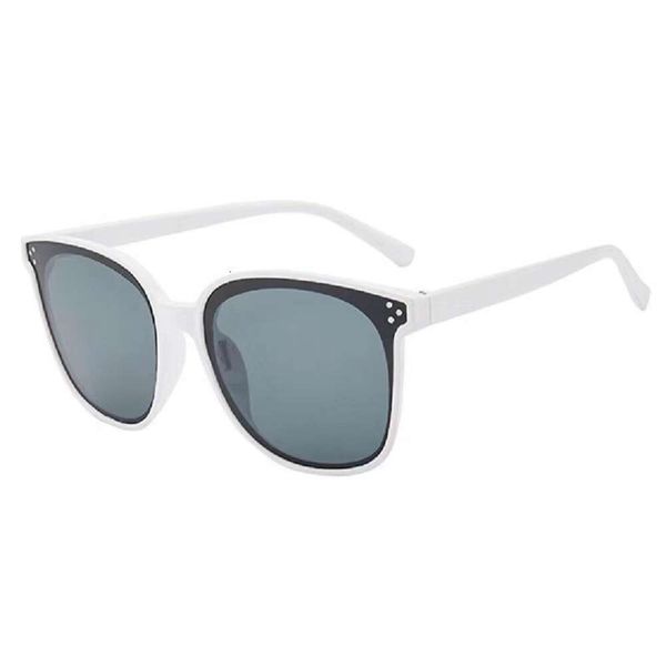 gm sunglasses for women high end fashionable square frame white large three point glasses mens trend wholesale, White;black
gm sunglasses for women high end fashionable square frame white large three point glasses mens trend wholesale, White;black