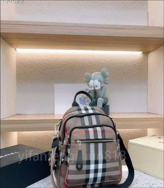 designers backpacks luxurys backpack letter design casual large capacity temperament hiking bag versatile gift fashion nylon material backpa
designers backpacks luxurys backpack letter design casual large capacity temperament hiking bag versatile gift fashion nylon material backpa