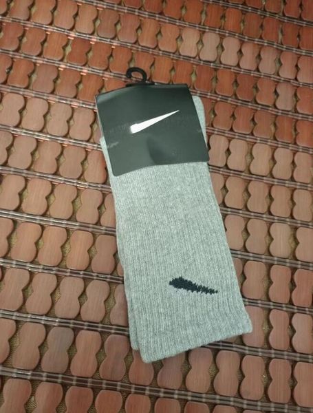 man woman sock shoe designer casual sock trainer designerfootball kit with stockings pure cotton long grip man polo sock high socks autumn w, Black;white
man woman sock shoe designer casual sock trainer designerfootball kit with stockings pure cotton long grip man polo sock high socks autumn w, Black;white
