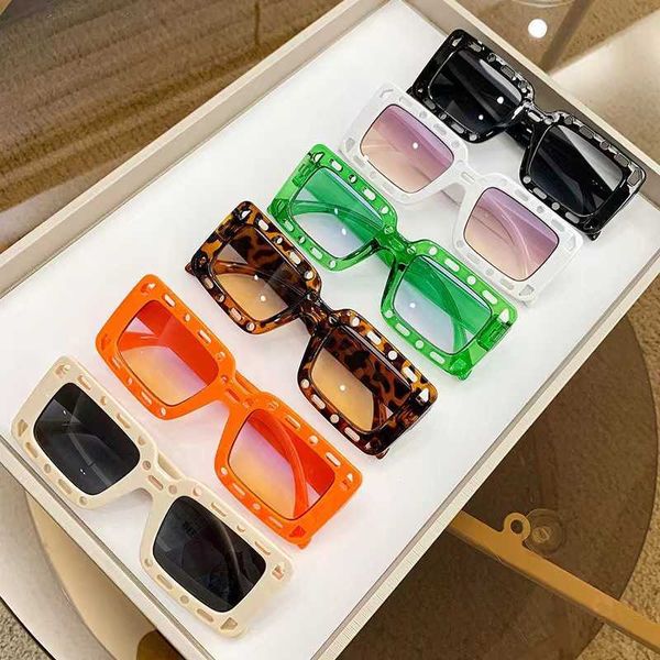 children's sunglasses in inset style boys and girls' hollowed out square glasses fashionable runway trend, White;black
children's sunglasses in inset style boys and girls' hollowed out square glasses fashionable runway trend, White;black