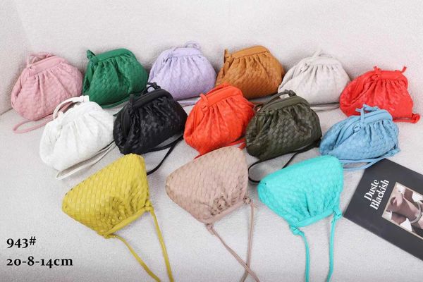 designer botegss ventss pouch evening bags for sale trendy woven cloud bag leisure straddle women with real logo
designer botegss ventss pouch evening bags for sale trendy woven cloud bag leisure straddle women with real logo