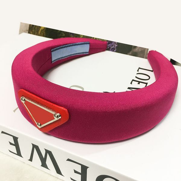 luxury vintage brand headbands women designer hair jewelry charm accessories fluffy hair hoops bandeau head luxury headband street fashion h, Silver
luxury vintage brand headbands women designer hair jewelry charm accessories fluffy hair hoops bandeau head luxury headband street fashion h, Silver