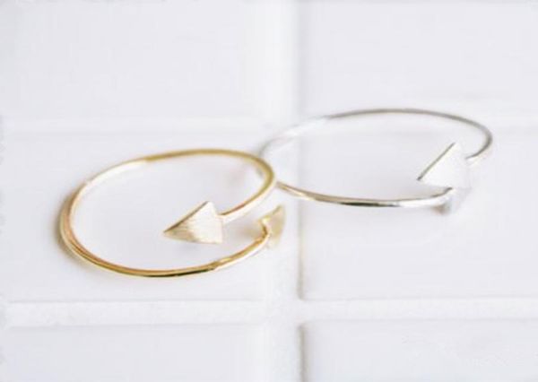 simple double arrow charm ring modern unadjustable women or men jewelry metalwork 18k gold silver plated7387585, Golden;silver
simple double arrow charm ring modern unadjustable women or men jewelry metalwork 18k gold silver plated7387585, Golden;silver