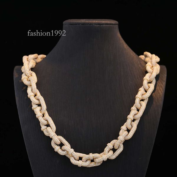 Sagrit Jewellery Hip Hop Chain Sier Cuban Moissanite Lock Custom Sier Gold Plated Moissanite Chain Necklace Jewelry
Sagrit Jewellery Hip Hop Chain Sier Cuban Moissanite Lock Custom Sier Gold Plated Moissanite Chain Necklace Jewelry