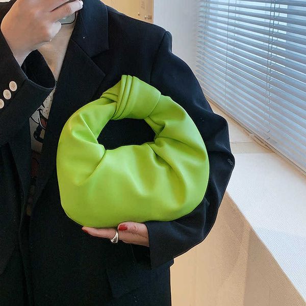 luxury woven tote bags of botegss ventss jodie for sale online store small cloud bag 2023 new pleated cowhorn womens light handh with real l
luxury woven tote bags of botegss ventss jodie for sale online store small cloud bag 2023 new pleated cowhorn womens light handh with real l