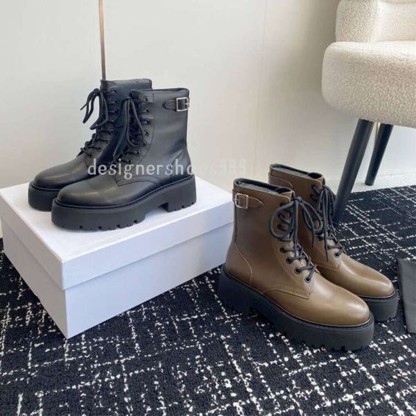 luxury designer ankle boots women's martin boots triumph leather stitching fashion booties motorcycle black lace up ankle combat boots
luxury designer ankle boots women's martin boots triumph leather stitching fashion booties motorcycle black lace up ankle combat boots