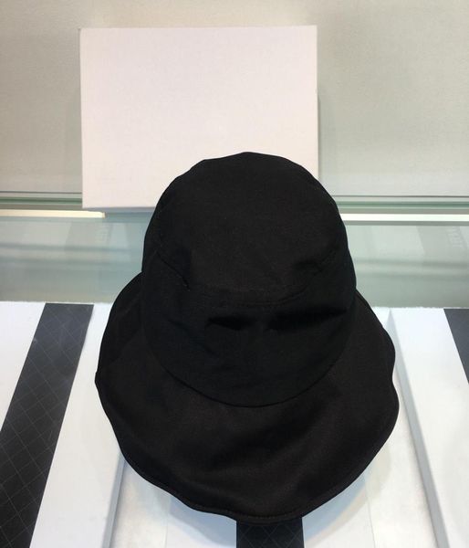 2020 fashion designer bucket hat for mens womens foldable fishing caps black fisherman beach sun visor folding man bowler cap3088826, Blue;gray
2020 fashion designer bucket hat for mens womens foldable fishing caps black fisherman beach sun visor folding man bowler cap3088826, Blue;gray
