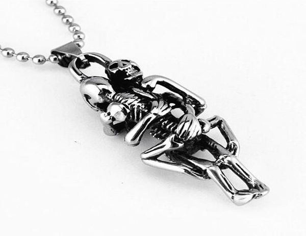 punk skull hug pendants necklace men boys jewelry stainless steel necklaces fashion cool silver color chain gifts3120711
punk skull hug pendants necklace men boys jewelry stainless steel necklaces fashion cool silver color chain gifts3120711