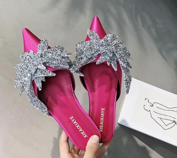 rhinestone super pointed half slippers women wear 2019 new satin flat sandals baotou net red mules shoes24437812, Black
rhinestone super pointed half slippers women wear 2019 new satin flat sandals baotou net red mules shoes24437812, Black