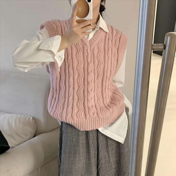 japanese retro twist v neck knitted vest for women autumn and winter style loose sleeveless trend, Black;white
japanese retro twist v neck knitted vest for women autumn and winter style loose sleeveless trend, Black;white