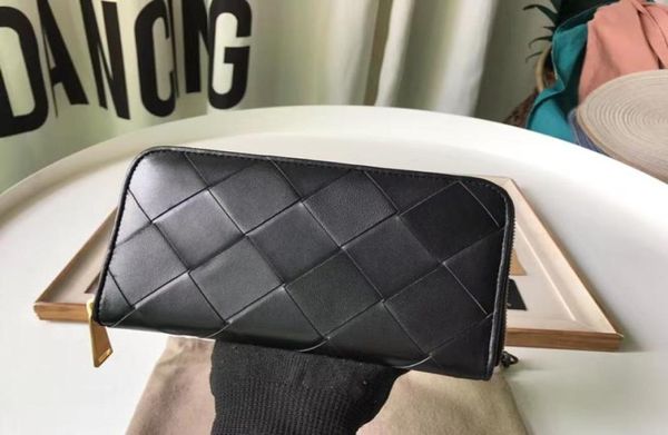 new excellent quality whole fashion designer elegant genuine leather maxi crochet zipper around wallet long purse card holder 1171905, Red;black
new excellent quality whole fashion designer elegant genuine leather maxi crochet zipper around wallet long purse card holder 1171905, Red;black