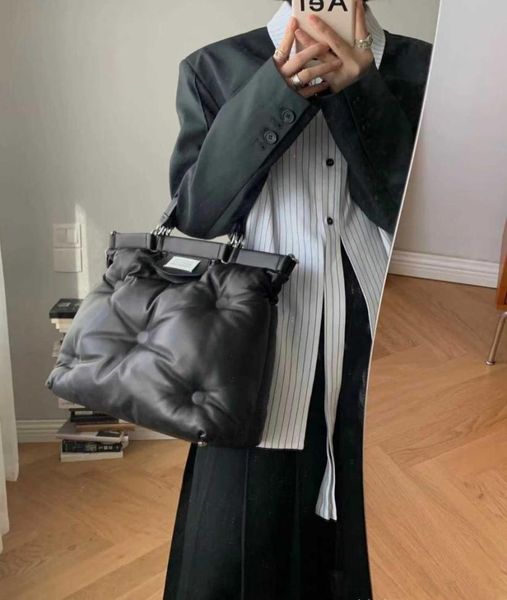 cosmetic bags cases autumn and winter new martin margera mm6 cloud bag pillow cotton filled female portable diagonal cross tote ba7616284 
cosmetic bags cases autumn and winter new martin margera mm6 cloud bag pillow cotton filled female portable diagonal cross tote ba7616284