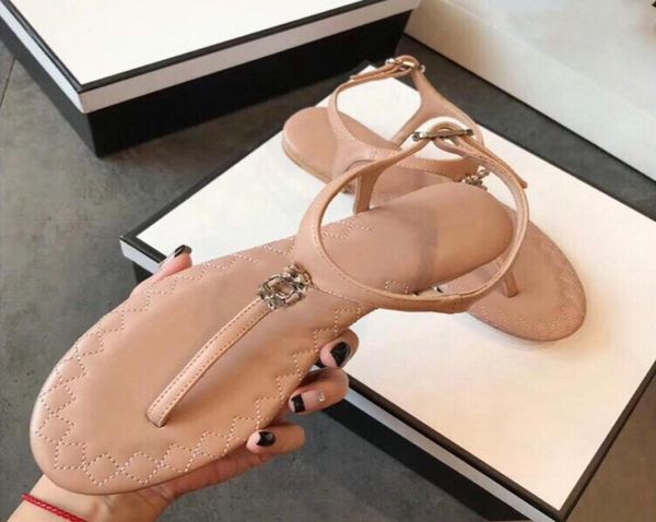 2021 new sandals women plaid leather fashion leisure beach flip flops flat bottom metal chain slides womens sandals5750789, Black
2021 new sandals women plaid leather fashion leisure beach flip flops flat bottom metal chain slides womens sandals5750789, Black