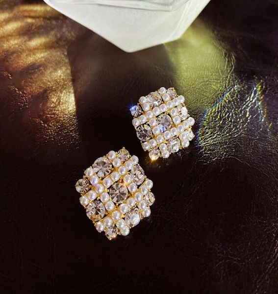 s925 silver needle new korean temperament ladies rhinestone women pearl square earrings simple and versatile earrings women 1146727, Golden
s925 silver needle new korean temperament ladies rhinestone women pearl square earrings simple and versatile earrings women 1146727, Golden