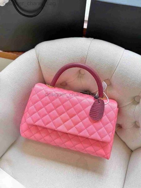 shoulder bags classic handle flap square women's bag designer brand handbag clutch quilted chest chain diagonal calfskin handbags 25 an
shoulder bags classic handle flap square women's bag designer brand handbag clutch quilted chest chain diagonal calfskin handbags 25 an