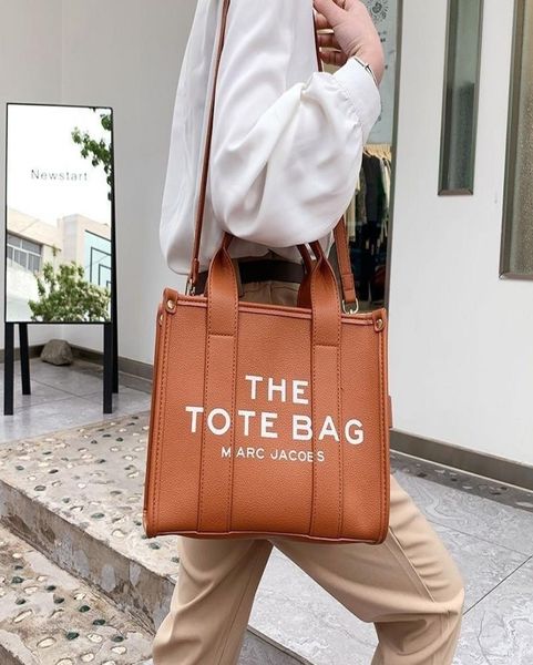 the designer tote bags 2022 new fashion ladies tote sac vaisselle marc handbag grand capacit crossbody femme pu leather canvas por8642555
the designer tote bags 2022 new fashion ladies tote sac vaisselle marc handbag grand capacit crossbody femme pu leather canvas por8642555