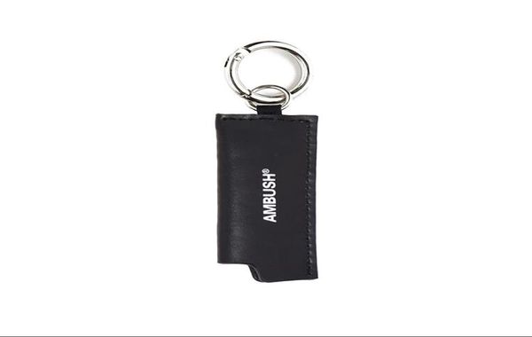 ambush simple accessories for men and women with black letters and leather retro lighter leather case key buckles2575101, Slivery;golden
ambush simple accessories for men and women with black letters and leather retro lighter leather case key buckles2575101, Slivery;golden
