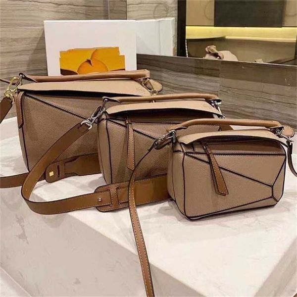 luxury evening handbags designers dust caramel color geometric bag wallet portable single shoulder cross messenger women's splicing han
luxury evening handbags designers dust caramel color geometric bag wallet portable single shoulder cross messenger women's splicing han