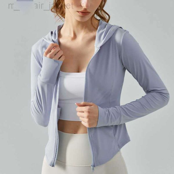 desginer al yoga jacket spring/summer cool sunscreen sports coat women's slim fit slim zipper hoodie running quick dry fitness 2023, Black;brown
desginer al yoga jacket spring/summer cool sunscreen sports coat women's slim fit slim zipper hoodie running quick dry fitness 2023, Black;brown
