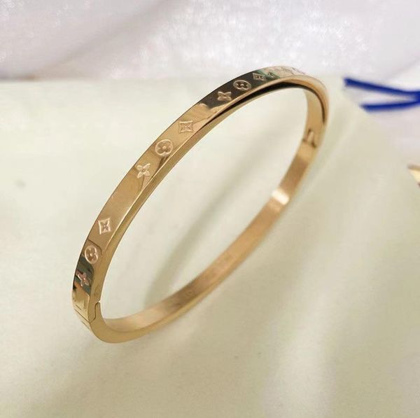 goldsilverrose 4mm designer g letter bangle luxury brand enamel bracelets men women fashion bracelets everyday accessories l par9841439, Black
goldsilverrose 4mm designer g letter bangle luxury brand enamel bracelets men women fashion bracelets everyday accessories l par9841439, Black