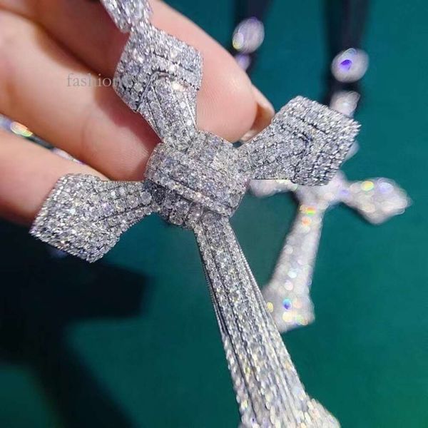 Hiphop Jewelry Custom Cross Shaped Gold Men Pendant Iced Out Diamond Chain Necklace
Hiphop Jewelry Custom Cross Shaped Gold Men Pendant Iced Out Diamond Chain Necklace