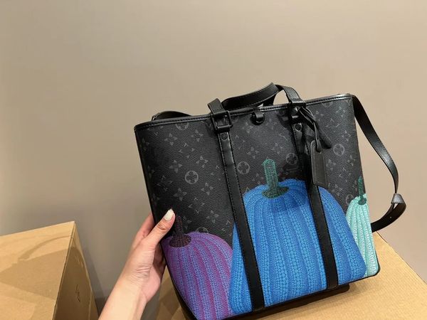 shopping bag courier travel 5a bag shoulder crossbody bag women's original dust bag
shopping bag courier travel 5a bag shoulder crossbody bag women's original dust bag