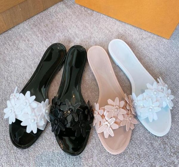 2021 new designer women slippers fashion girls flower appliques scuffs slides nude patent leather beach sandals8225713, Black
2021 new designer women slippers fashion girls flower appliques scuffs slides nude patent leather beach sandals8225713, Black