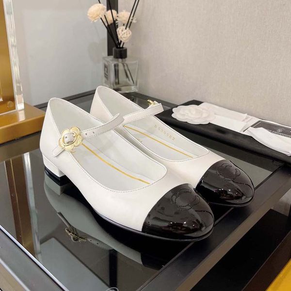 sandals designer sandals brand low heel women's fashion dress shoe ring buckle bag heel sandals new round toe apricot black white casua
sandals designer sandals brand low heel women's fashion dress shoe ring buckle bag heel sandals new round toe apricot black white casua