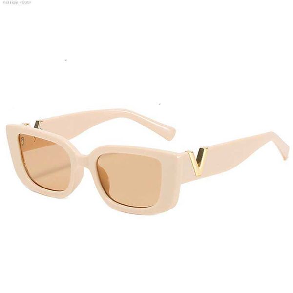 Spicy Girls' Sunglasses Women's New V-shaped Small Box Fashion Trend sunglasses Street Shooting Show Personality 455U 1 NLSN
Spicy Girls' Sunglasses Women's New V-shaped Small Box Fashion Trend sunglasses Street Shooting Show Personality 455U 1 NLSN