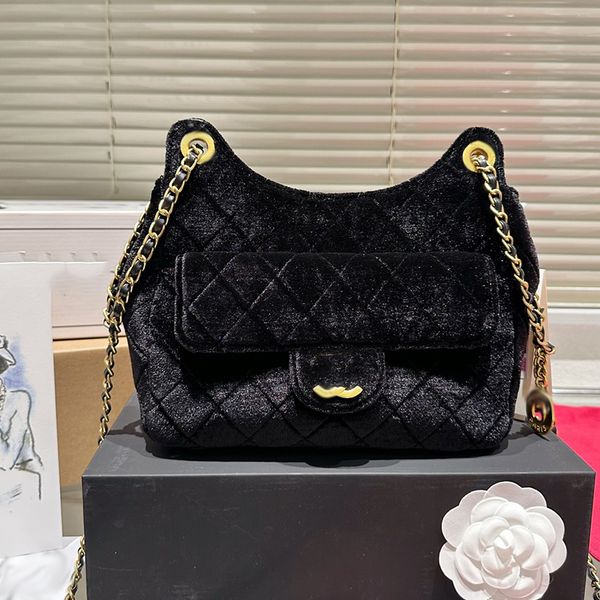 23b classic velvet shoulder bag designer solid color flip grille gold hardware metal buckle luxury handbag crossbody bags dress sacoche make
23b classic velvet shoulder bag designer solid color flip grille gold hardware metal buckle luxury handbag crossbody bags dress sacoche make