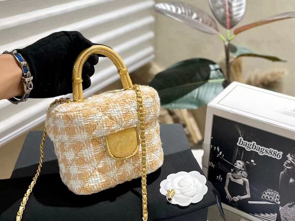 23s designer bag tweed women handle makeup bag small box crossbody bag cute diamond checkered shoulder bag luxury handbag designer bag walle
23s designer bag tweed women handle makeup bag small box crossbody bag cute diamond checkered shoulder bag luxury handbag designer bag walle