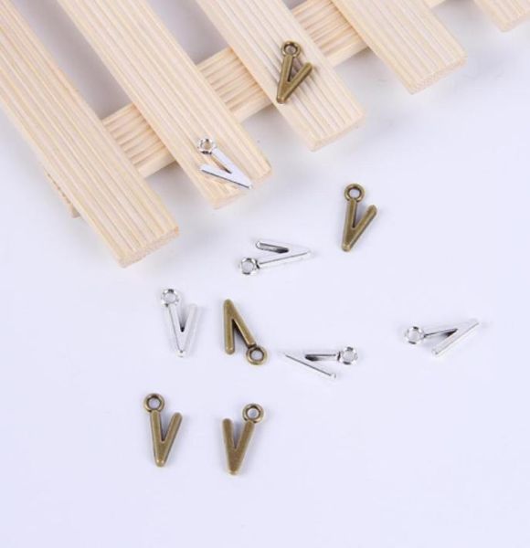 2015new fashion antique silvercopper plated metal alloy selling az alphabet letter v charms floating 1000pcslot 022x5608973, Bronze;silver
2015new fashion antique silvercopper plated metal alloy selling az alphabet letter v charms floating 1000pcslot 022x5608973, Bronze;silver