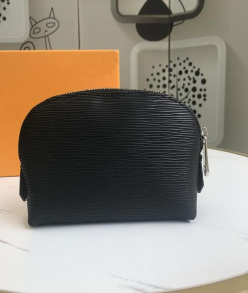 fashion womens shell stripe coin purse wallets wash gargle makeup bag2328434, Red;black
fashion womens shell stripe coin purse wallets wash gargle makeup bag2328434, Red;black