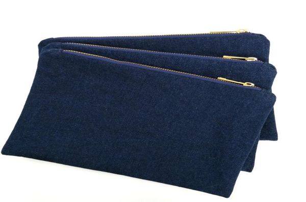 14oz thick denim makeup bag with gold metal zip and true red lining navy blank denim cosmetic bag ship by dhl directly from f5733786
14oz thick denim makeup bag with gold metal zip and true red lining navy blank denim cosmetic bag ship by dhl directly from f5733786