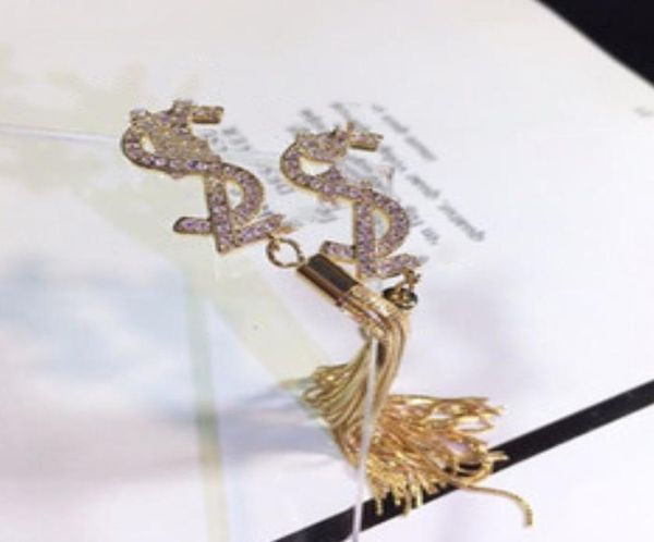 fashion luxury designer jewelry women earrings chain designer beaded earings hanging occasional designer earrings modern wear9538904, Golden
fashion luxury designer jewelry women earrings chain designer beaded earings hanging occasional designer earrings modern wear9538904, Golden