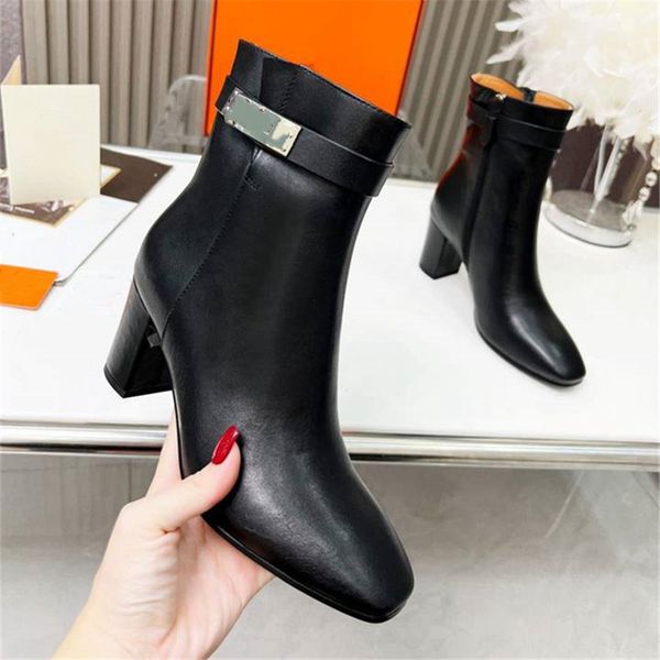 fashion women's boots 2023 love horsesis luxury design vintage decorative letter logo autumn and winter casual martin boots snowy anti, Black
fashion women's boots 2023 love horsesis luxury design vintage decorative letter logo autumn and winter casual martin boots snowy anti, Black