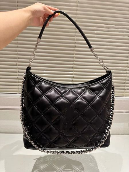 fashion luxury design women's luxury classic tote bag exquisite leather super soft design feel full of fashion versatile handbag
fashion luxury design women's luxury classic tote bag exquisite leather super soft design feel full of fashion versatile handbag