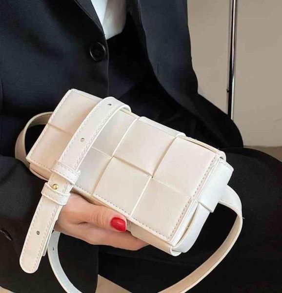 famous digner up dinner bag leather shoulder waist woven hip knitted cht fashion belt bag ladi 20224521798
famous digner up dinner bag leather shoulder waist woven hip knitted cht fashion belt bag ladi 20224521798