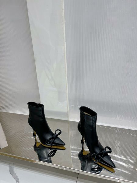 boots women's black padlock leather ankle boots key & lock strappy pointed toe high heels party dress famous booties eu35-42 with box
boots women's black padlock leather ankle boots key & lock strappy pointed toe high heels party dress famous booties eu35-42 with box