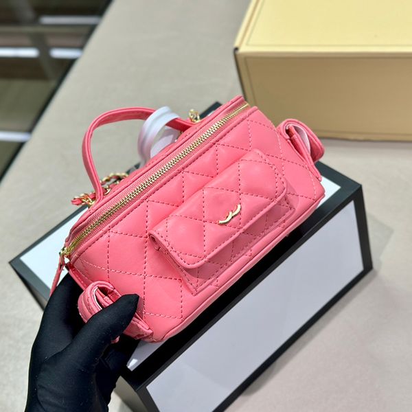 designer womens makeup bag leather diamond gold hardware metal clasp luxury handbag matelasse chain crossbody bag multi pocket camera bags w
designer womens makeup bag leather diamond gold hardware metal clasp luxury handbag matelasse chain crossbody bag multi pocket camera bags w