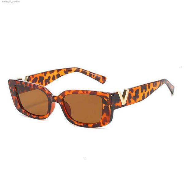 spicy girls' sunglasses women's new v-shaped small box fashion trend sunglasses street shooting show personality 455u 2 1v2o, White;black
spicy girls' sunglasses women's new v-shaped small box fashion trend sunglasses street shooting show personality 455u 2 1v2o, White;black