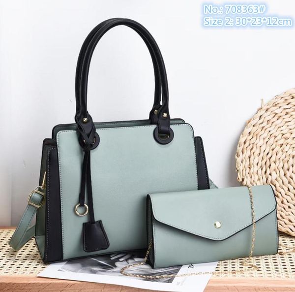 whole factory women shoulder bag elegant atmosphere contrast retro stone leather backpack personality snake handbags classic p9767392
whole factory women shoulder bag elegant atmosphere contrast retro stone leather backpack personality snake handbags classic p9767392